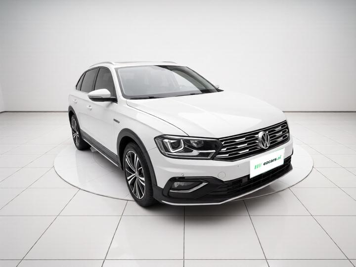 C-TREK 2018 230TSI DSG Luxury photo 3
