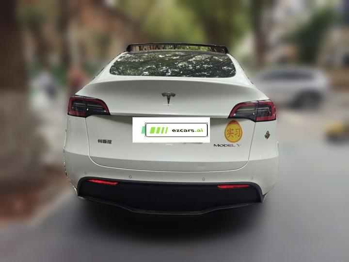 Model Y 2022 Facelift RWD photo 5