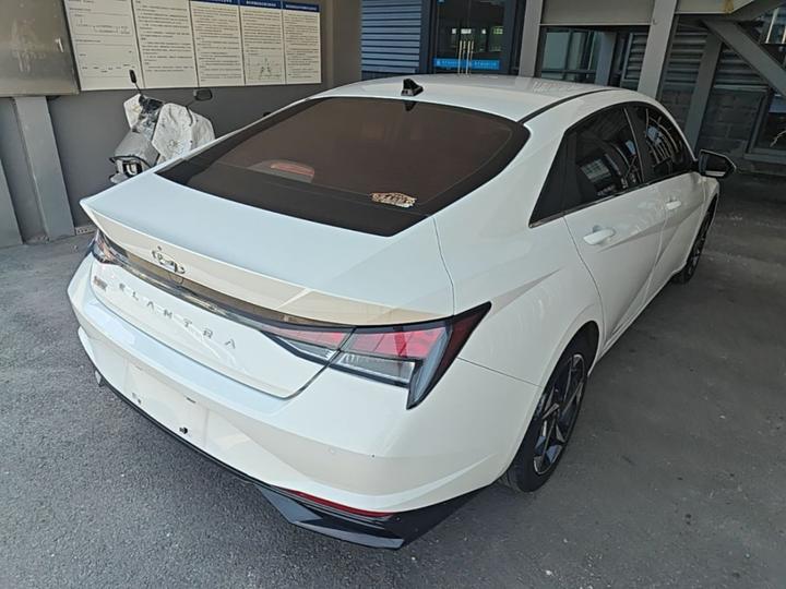 Elantra 2022 1.5L CVT GLX Elite photo 4