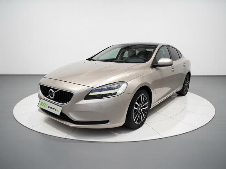 V40 2018 T3
