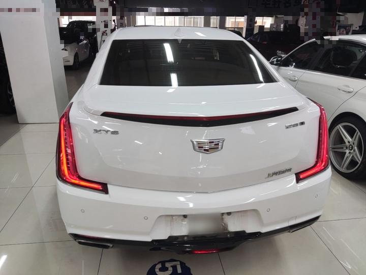 XTS 2018 28T Tech photo 5