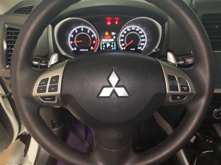 ASX 2013 2.0L CVT AWD Premium photo 6