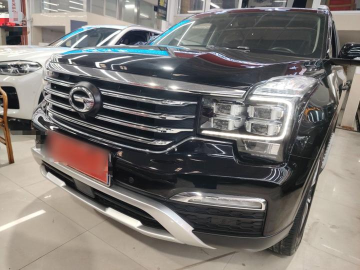 GAC Trumpchi GS8 2017 320T RWD Luxury Connected 7-Seater