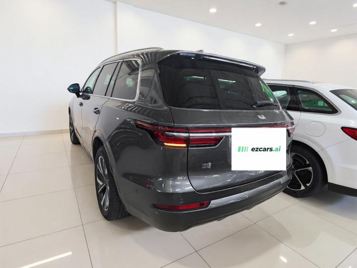 Li Auto ONE 2021 EREV 6-Seater photo 4