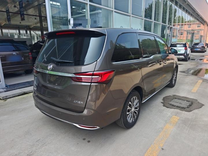 GL8 2023 Facelift Luxury photo 4