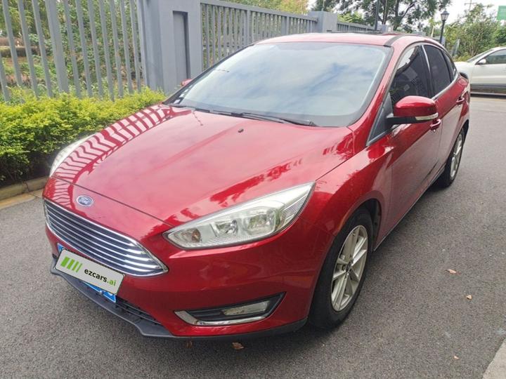 Focus 2015 Sedan EcoBoost 125 MT