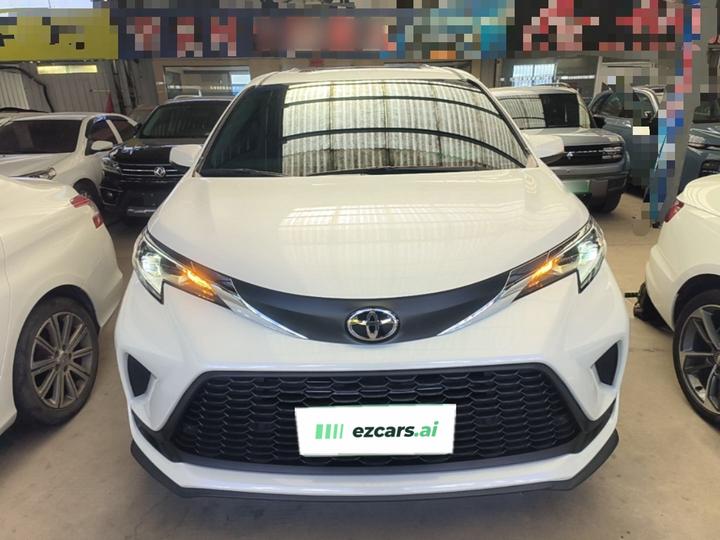 Granvia 2024 2.5L Hybrid Comfort photo 2