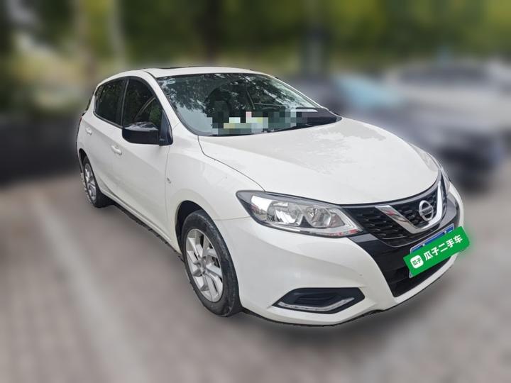 Tiida 2024 1.6L CVT photo 3