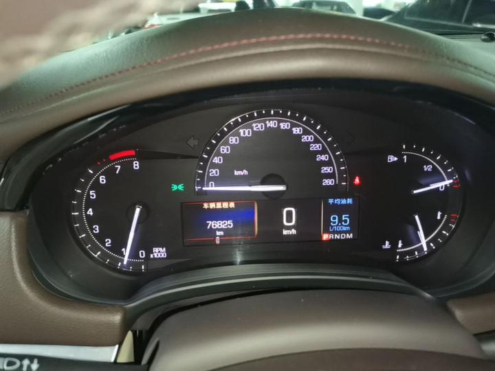 XTS 2017 28T Tech photo 4
