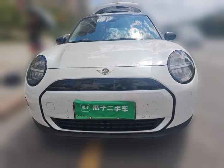 MINI COOPER 2025 456km COOPER E Classic photo 2