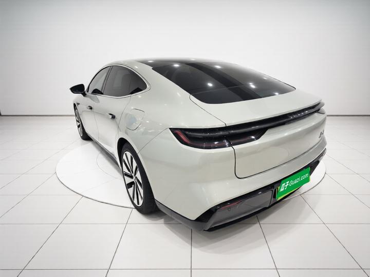 Galaxy E8 2024 665km RWD Voyager photo 4
