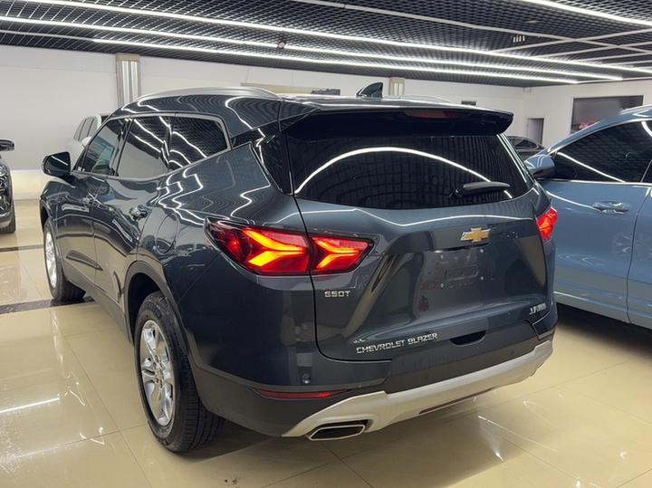 2020 650T 7-Seater photo 6
