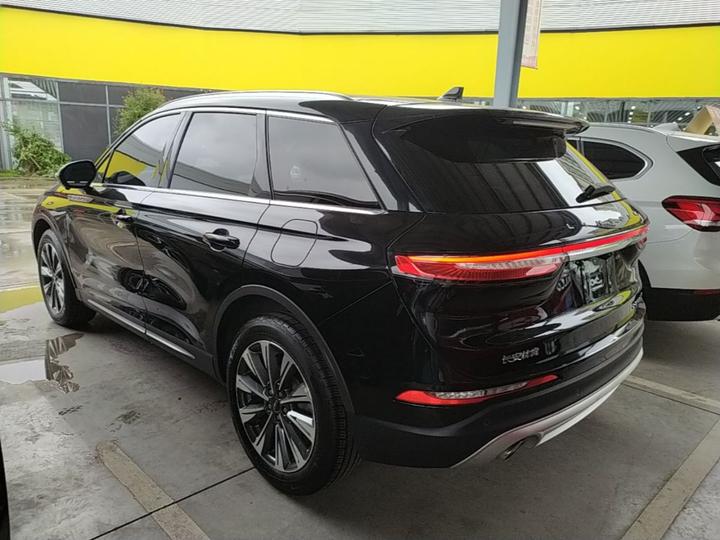 Corsair 2022 2.0T RWD photo 4