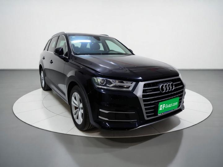 Q7 2016 45 TFSI Tech photo 3