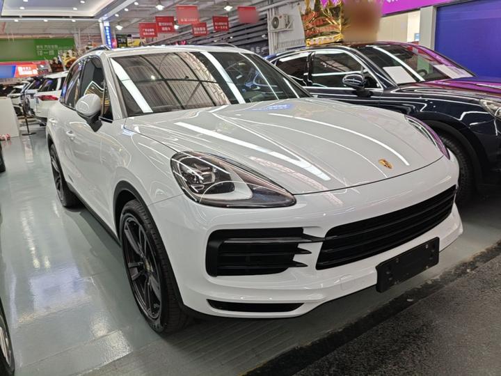 2019 Cayenne 3.0T photo 3