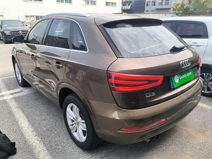 Q3 2015 35 TFSI Comfort photo 4
