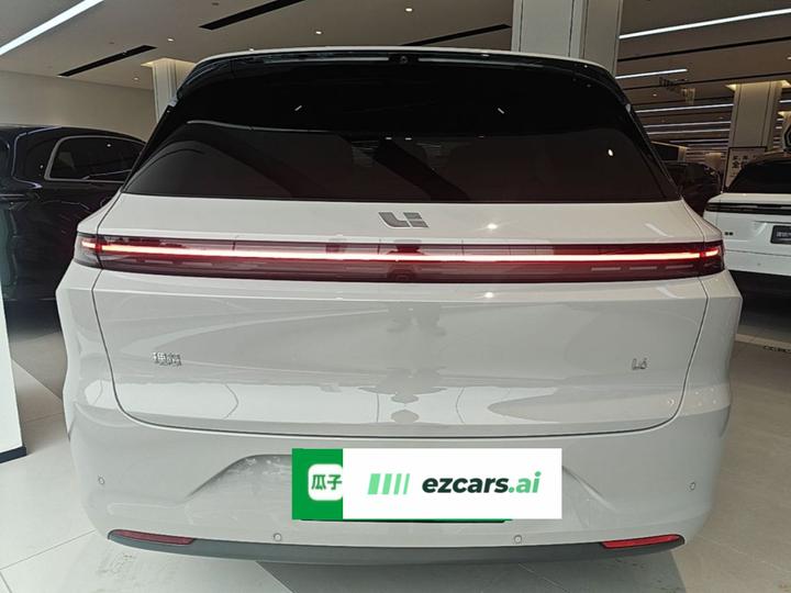 Li Auto L6 2025 Max Smart Refresh Edition photo 5