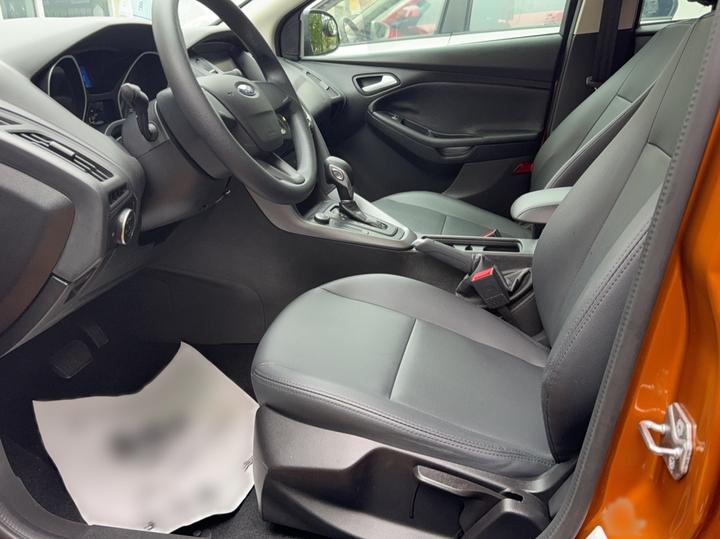 Focus 2017 Hatchback 1.6L AT Comfort photo 6
