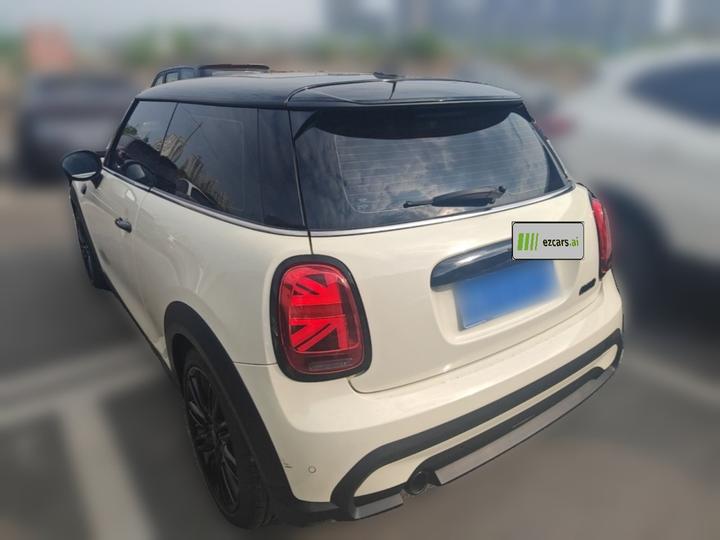2022 1.5T COOPER photo 4