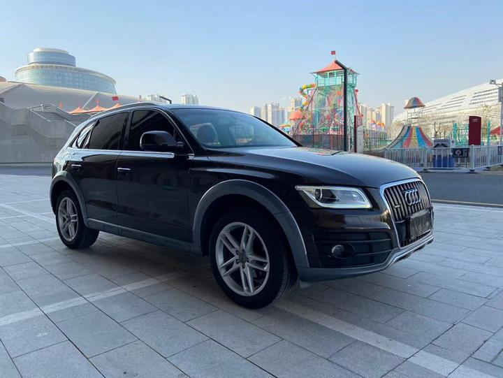 Q5 2017 Plus 40 TFSI Tech photo 3