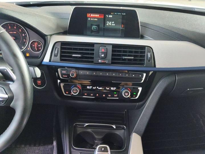 3 Series 2018 320i M Sport Package photo 8