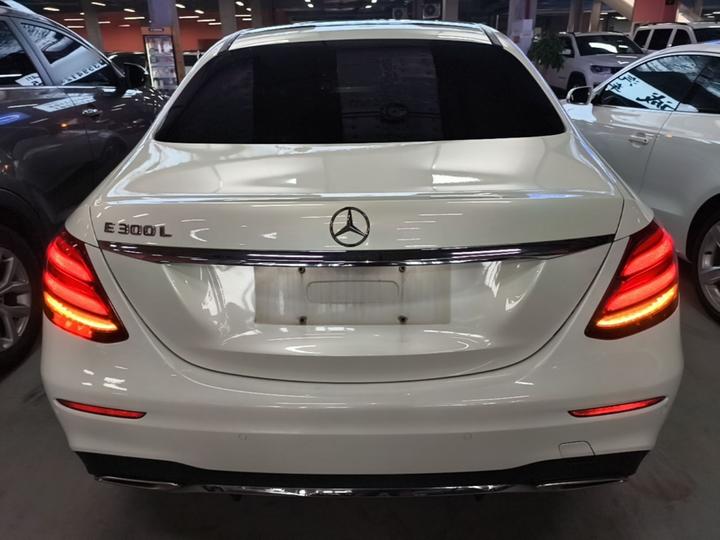 E-Class 2019 Facelift E 300 L Sport Luxury photo 3