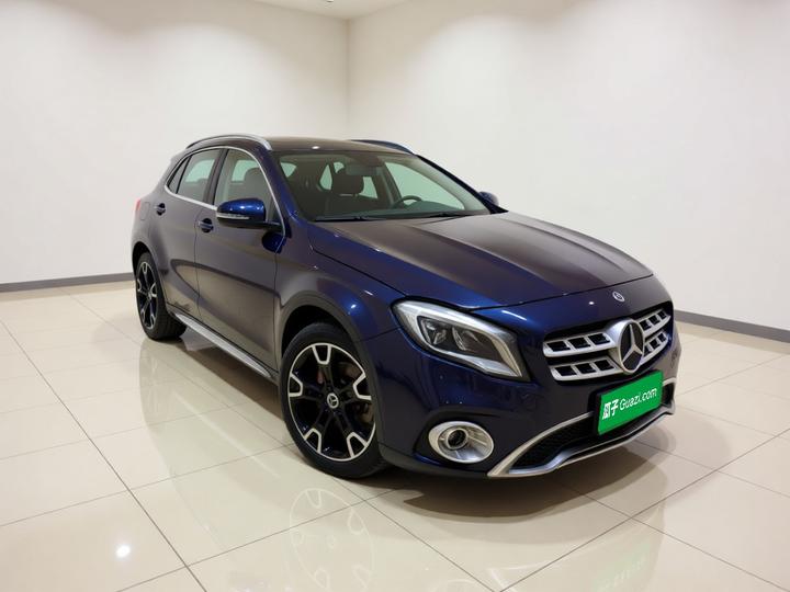 GLA 2017 GLA 220 4MATIC Fashion photo 3