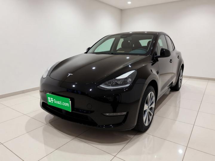 Model Y 2022 Facelift RWD photo 2
