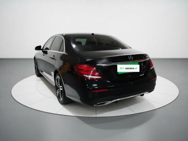 E-Class 2018 Facelift E 200 L Sport 4MATIC photo 4