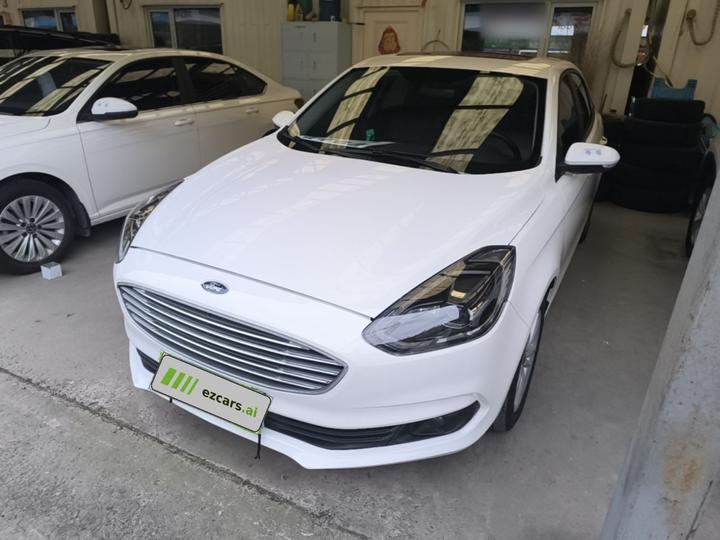 Escort 2019 Facelift 1.5L AT China VI