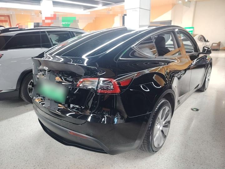 Model Y 2022 Facelift Long Range AWD photo 4