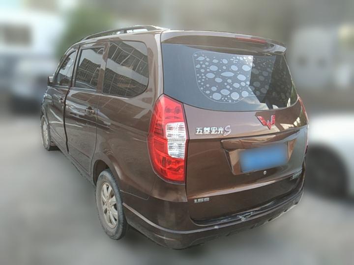 Wuling Hongguang 2016 1.5L S Comfort photo 4