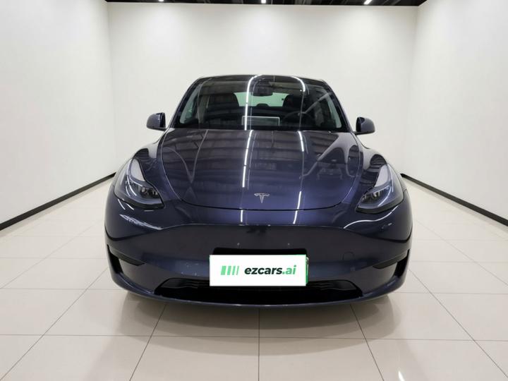 Model Y 2024 RWD photo 2