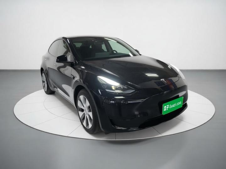 Model Y 2022 Facelift RWD photo 3