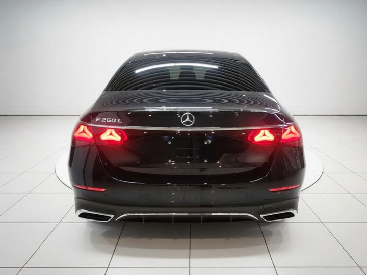 E-Class 2024 E 260 L Sport photo 3