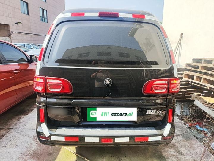 Lingzhi 2023 V3 1.6L 2-Seater photo 3