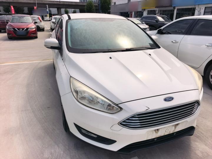 Focus 2015 Sedan 1.6L AT Comfort photo 3