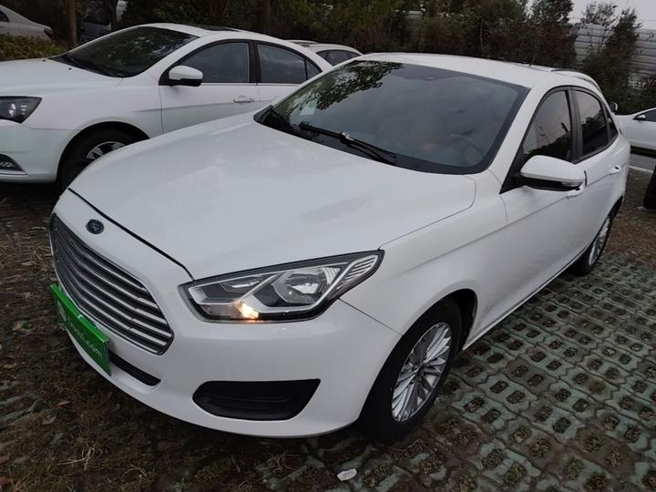 Escort 2017 Facelift 1.5L AT Comfort