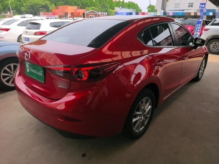 3 Axela 2017 Sedan 1.5L AT Luxury China V photo 4
