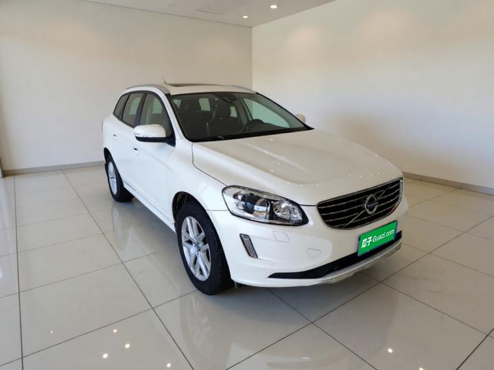 XC60 2017 T5 Upgraded photo 3