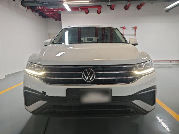Tiguan L 2023 300TSI AT RWD Smart photo 2