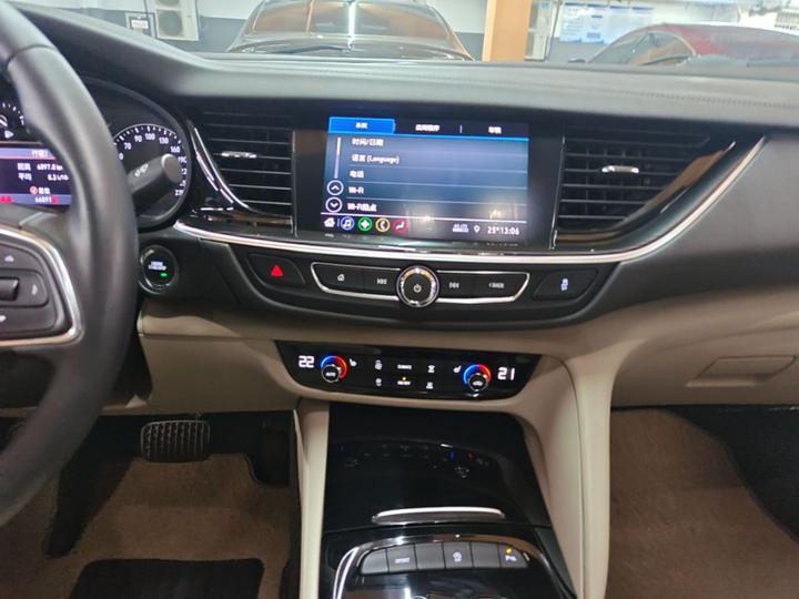 Regal 2020 552T Elite photo 5