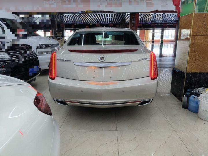 XTS 2015 28T Elite photo 5