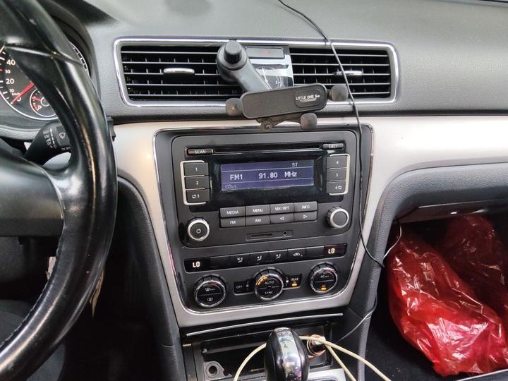 Passat 2011 1.8TSI DSG photo 5