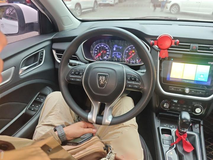 RX3 2020 1.6L CVT 4G Elite photo 7