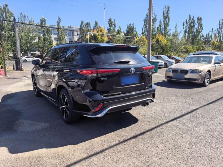 Crown 2022 2.5L HEV AWD Premium photo 7