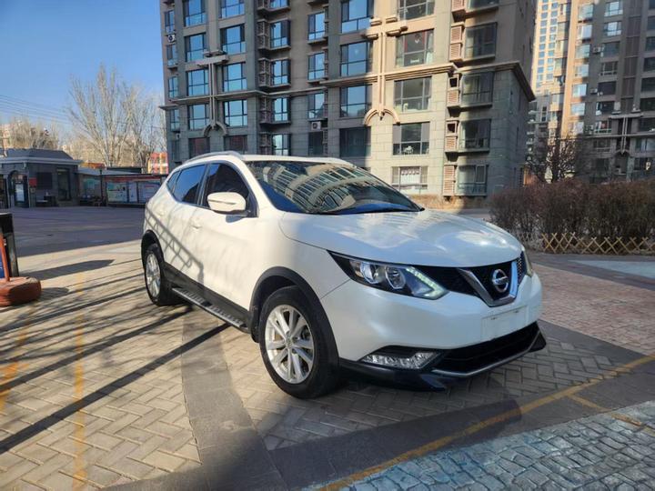 Qashqai 2016 2.0L CVT Elite photo 2