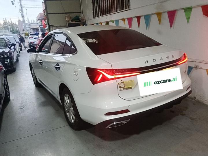 i5 2023 1.5L CVT Luxury photo 4