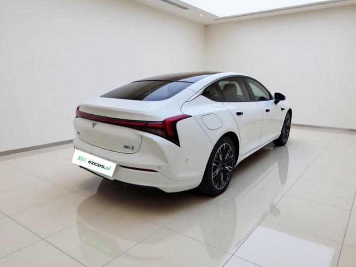 Neta S 2022 EREV 1160km RWD photo 4