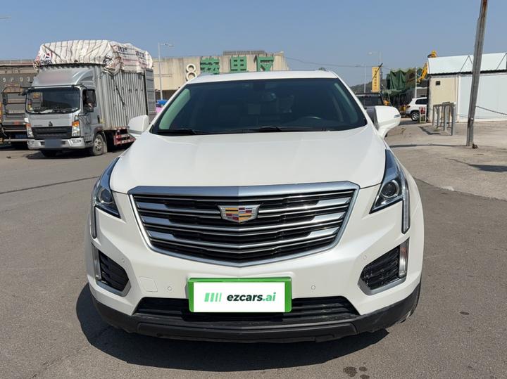 XT5 2018 25T Luxury photo 2
